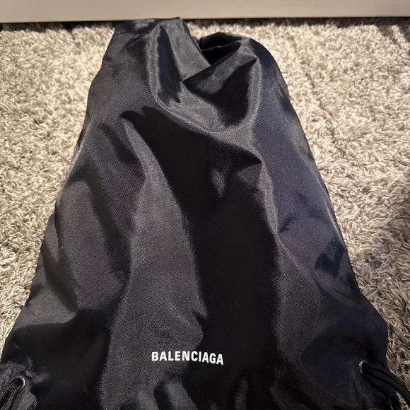 Balenciaga - Picture 1 of 5